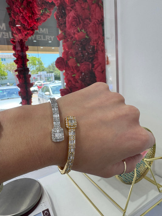 10K Diamond Bracelet